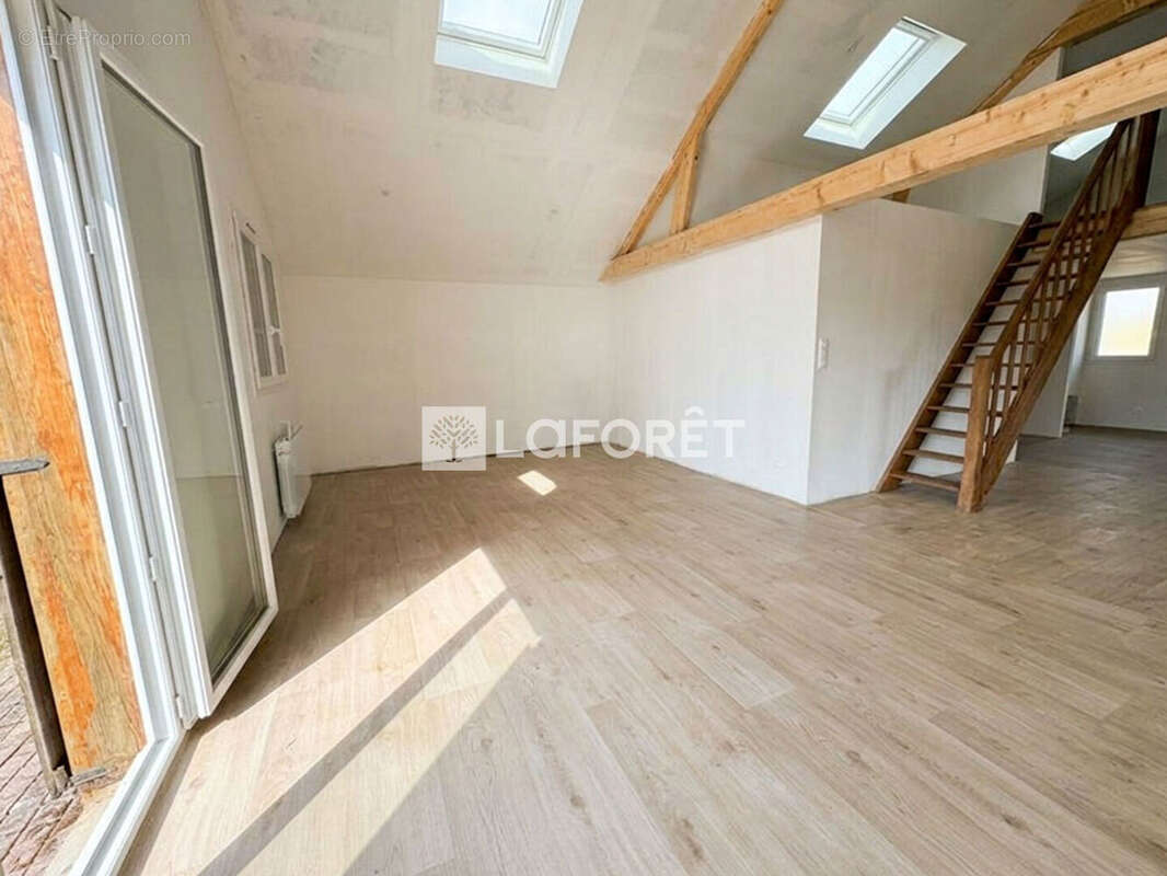 Maison à SMERMESNIL