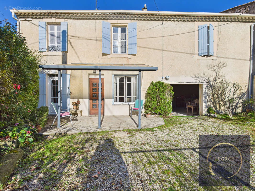 Maison à CHATEAURENARD