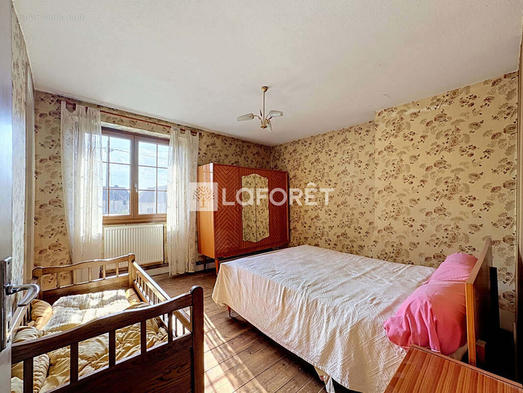 Corps de ferme 170m2 - photo 6