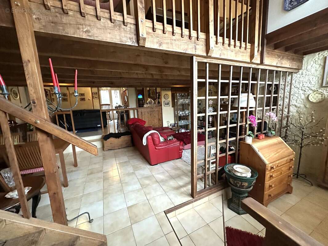 Maison à VELINES