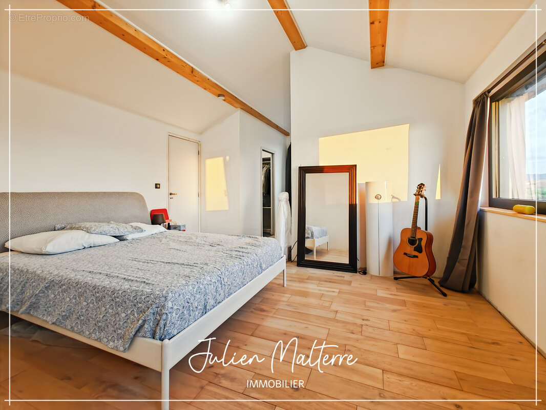 St-Just-St-Rambert, maison d'architecte 147 m², 4 chambres, garage double sur terrain de 985 m² - photo 46
