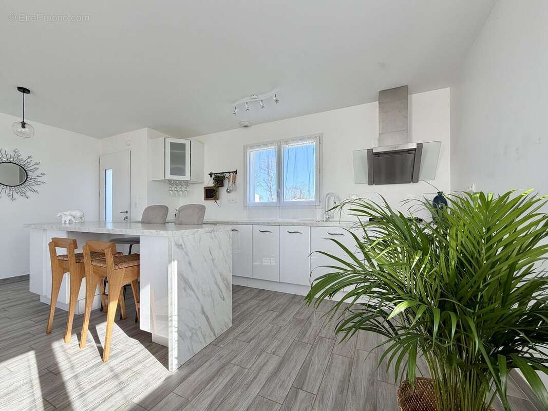 Cuisine - Maison à CHALLANS