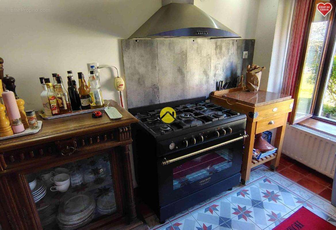 Maison à AUGY-SUR-AUBOIS