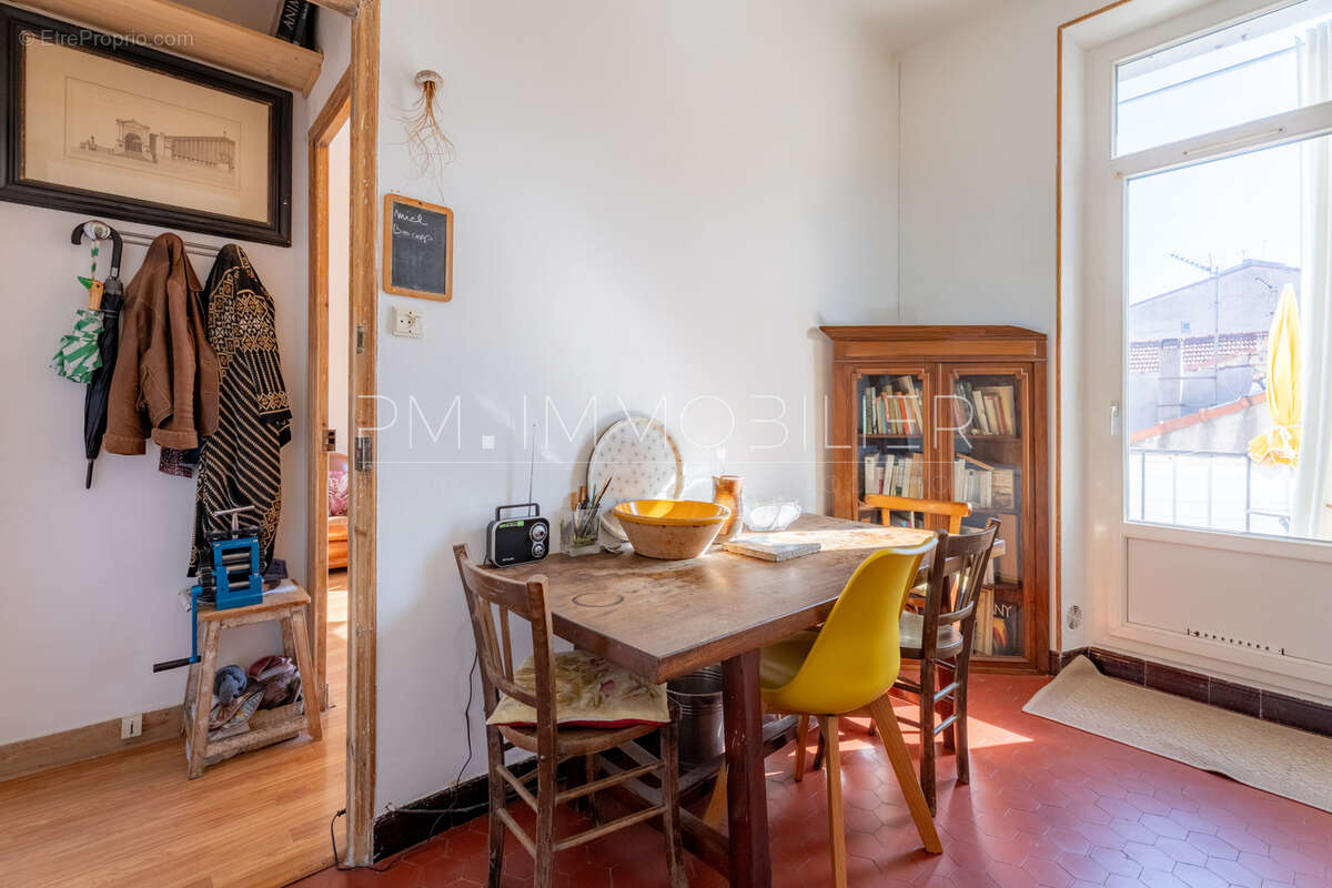 Appartement à MARSEILLE-5E