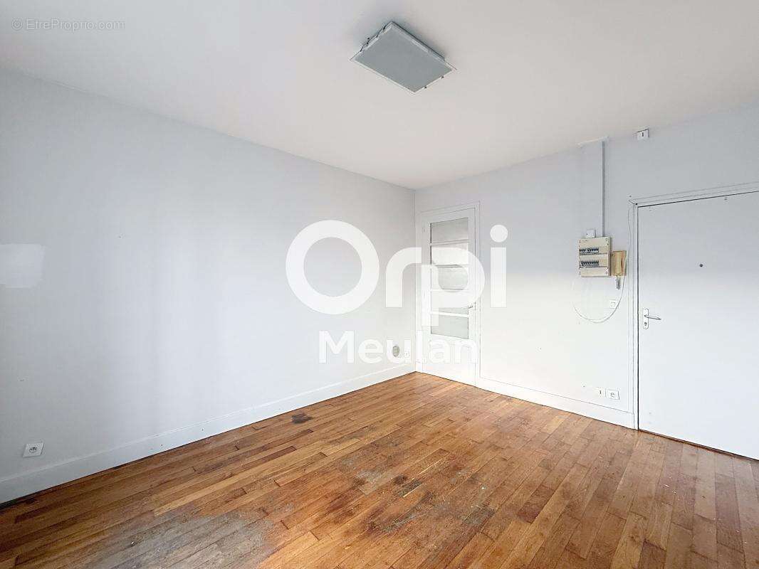 Appartement à MEULAN