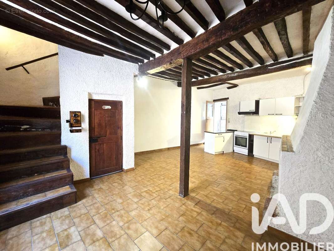 Photo 2 - Maison à MONTFORT-SUR-ARGENS