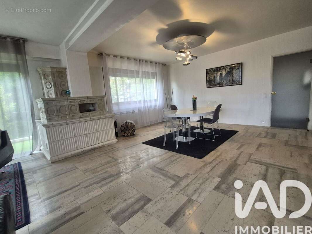Maison 303 m² à Saint-Dizier  - photo 3