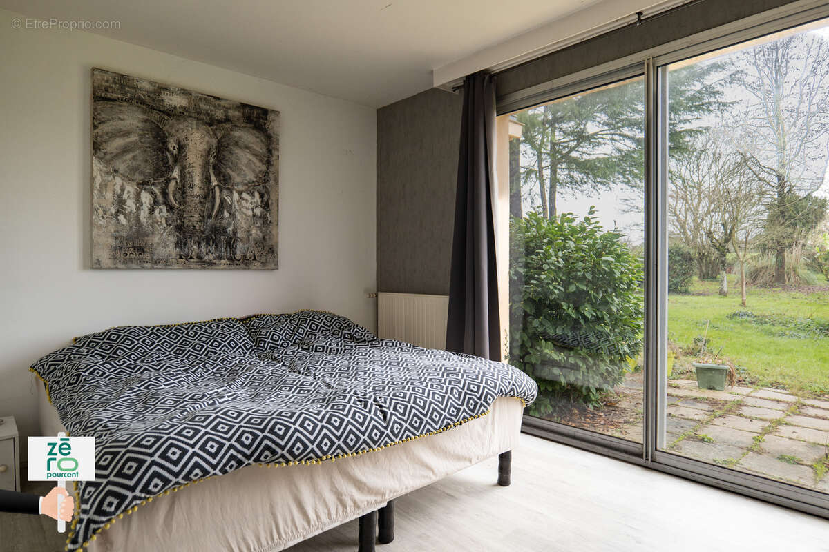 Maison avec piscine à vendre à Château-Guibert (Vendée)   Calme absolu, 4 chambres, sous-sol complet, terrain - photo 11