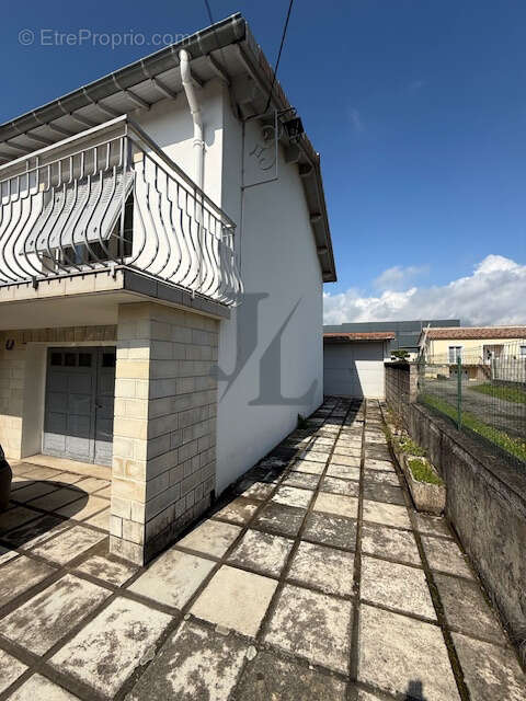 Maison à PORTES-LES-VALENCE