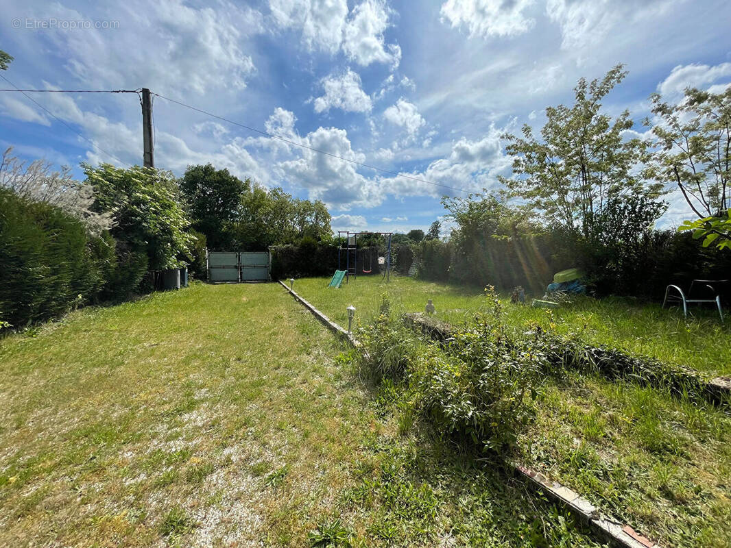 Maison à MONTLOUIS-SUR-LOIRE