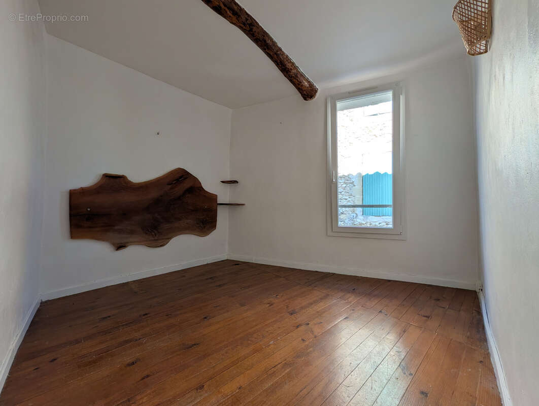 Charmante Maison T4 de Village en Pierre avec extérieur, à Mirabeau (84120) - photo 5