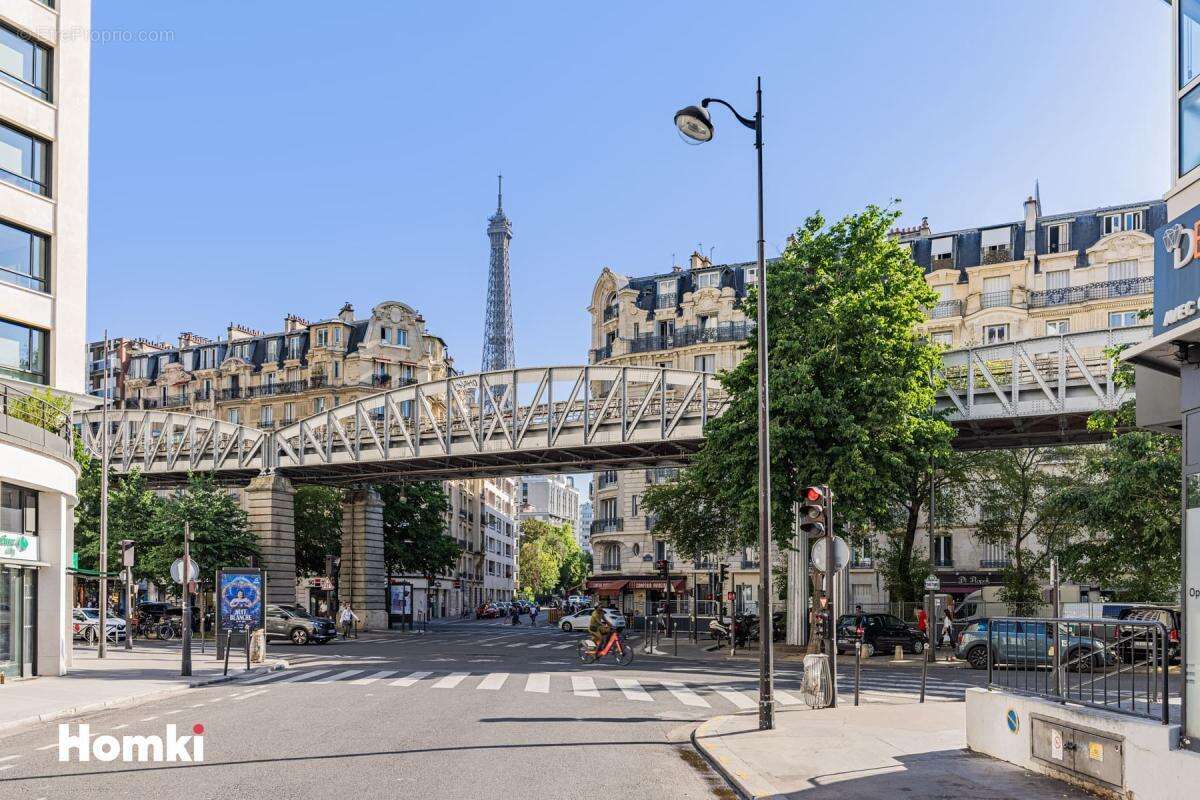 Appartement à PARIS-15E