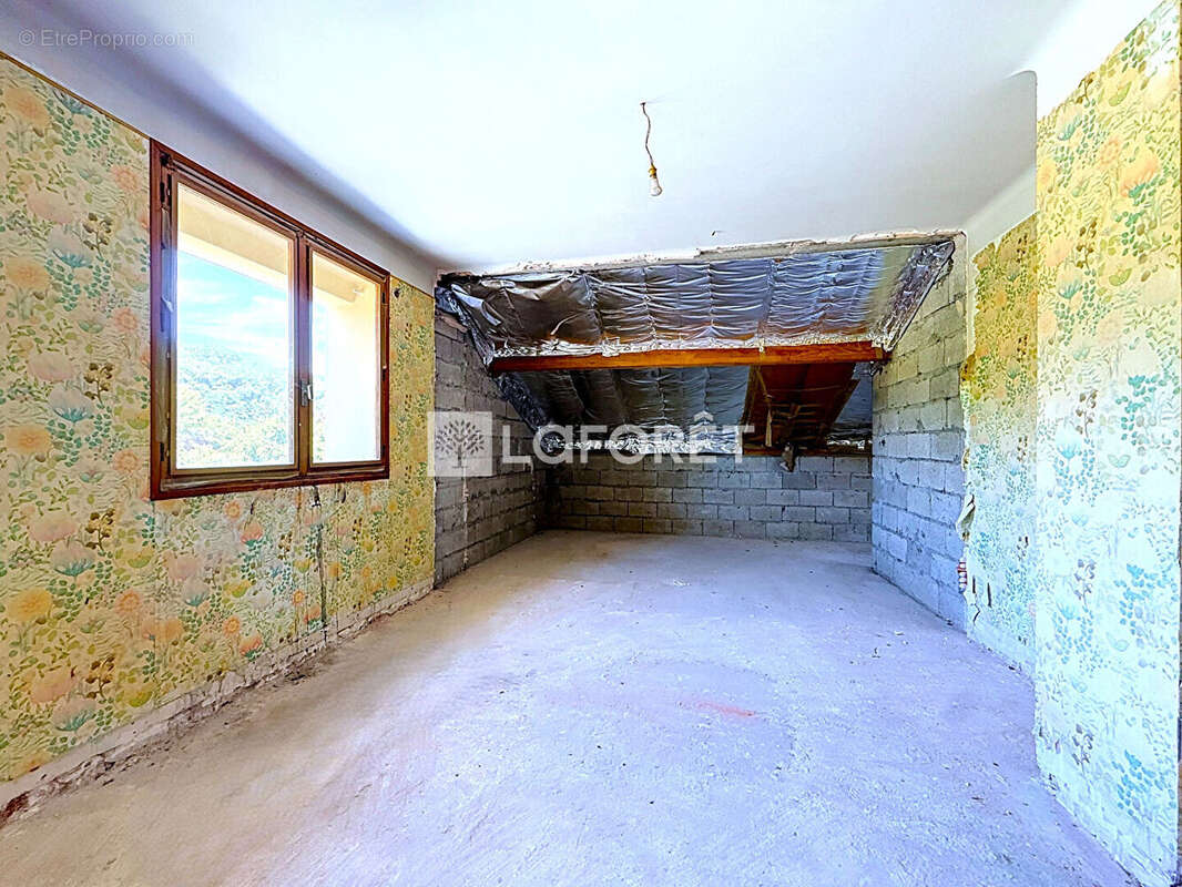 Appartement à SAINT-JEOIRE-PRIEURE