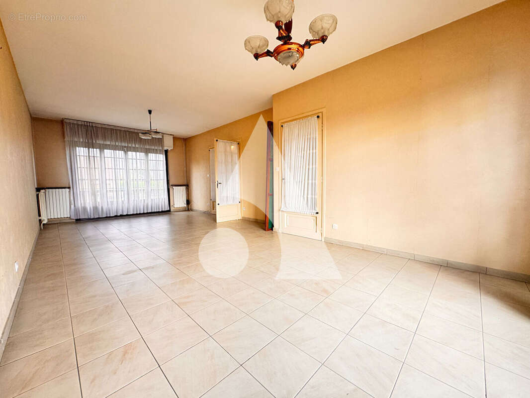 Maison à VITRY-EN-ARTOIS