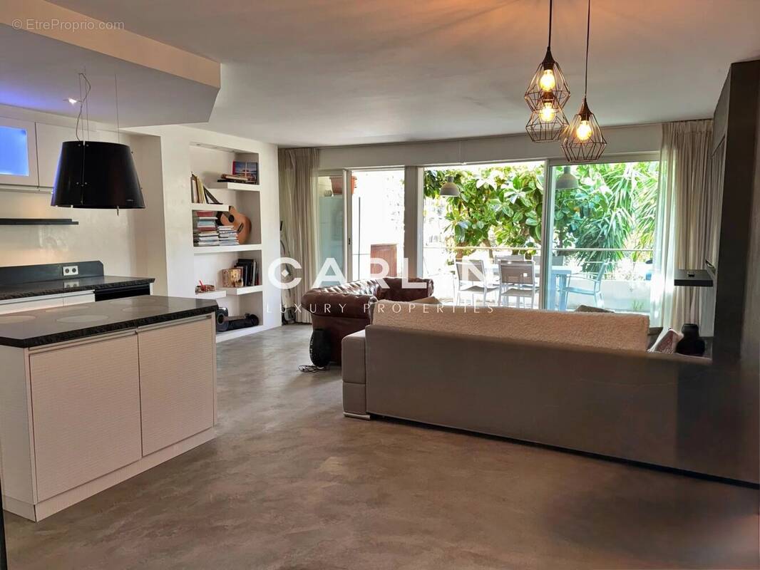 Appartement à SAINT-TROPEZ