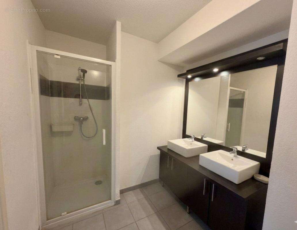 Appartement à LAUNAGUET