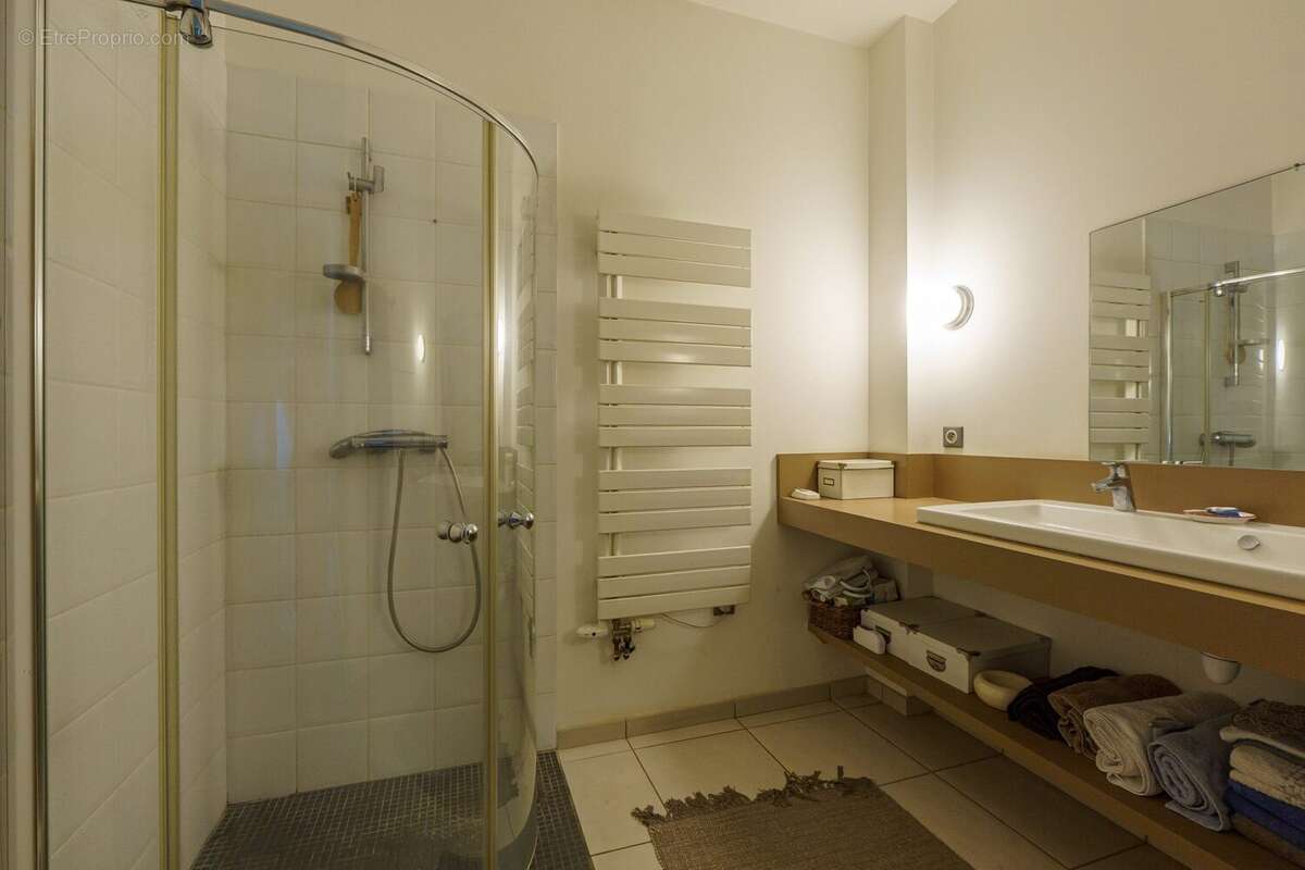 Appartement 103 m² à Tain-L'hermitage  - photo 8