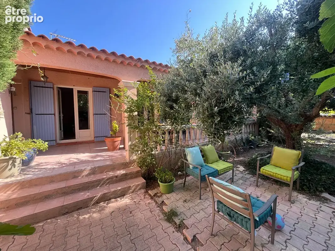 A vendre  - sarrians - maison avec piscine et jardin - photo 2