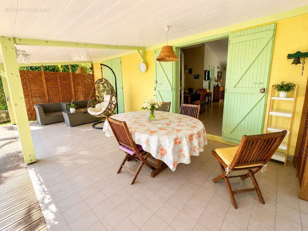 Maison à SAINT-DENIS