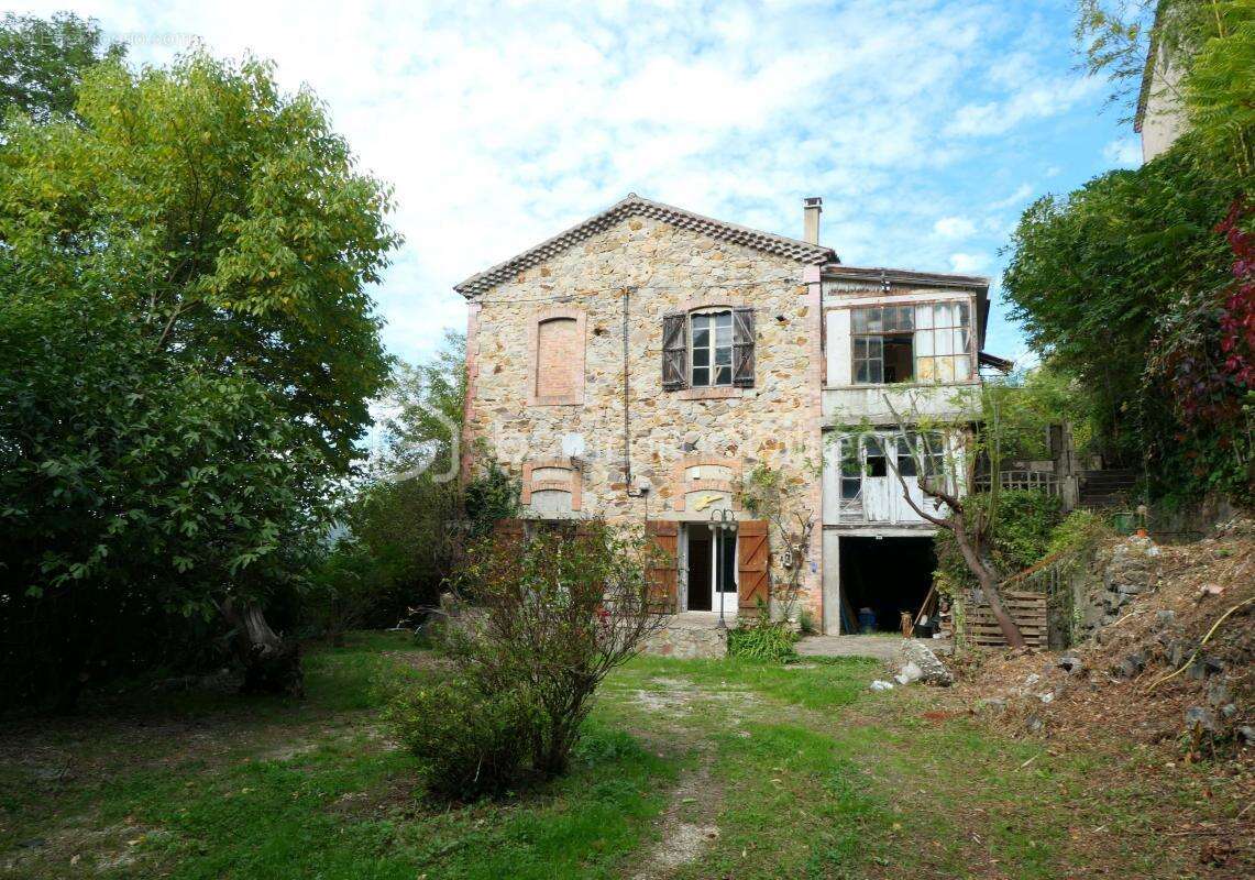 Maison à MOLIERES-SUR-CEZE