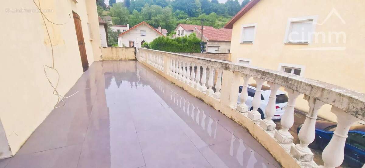 Appartement à LA TOUR-DU-PIN