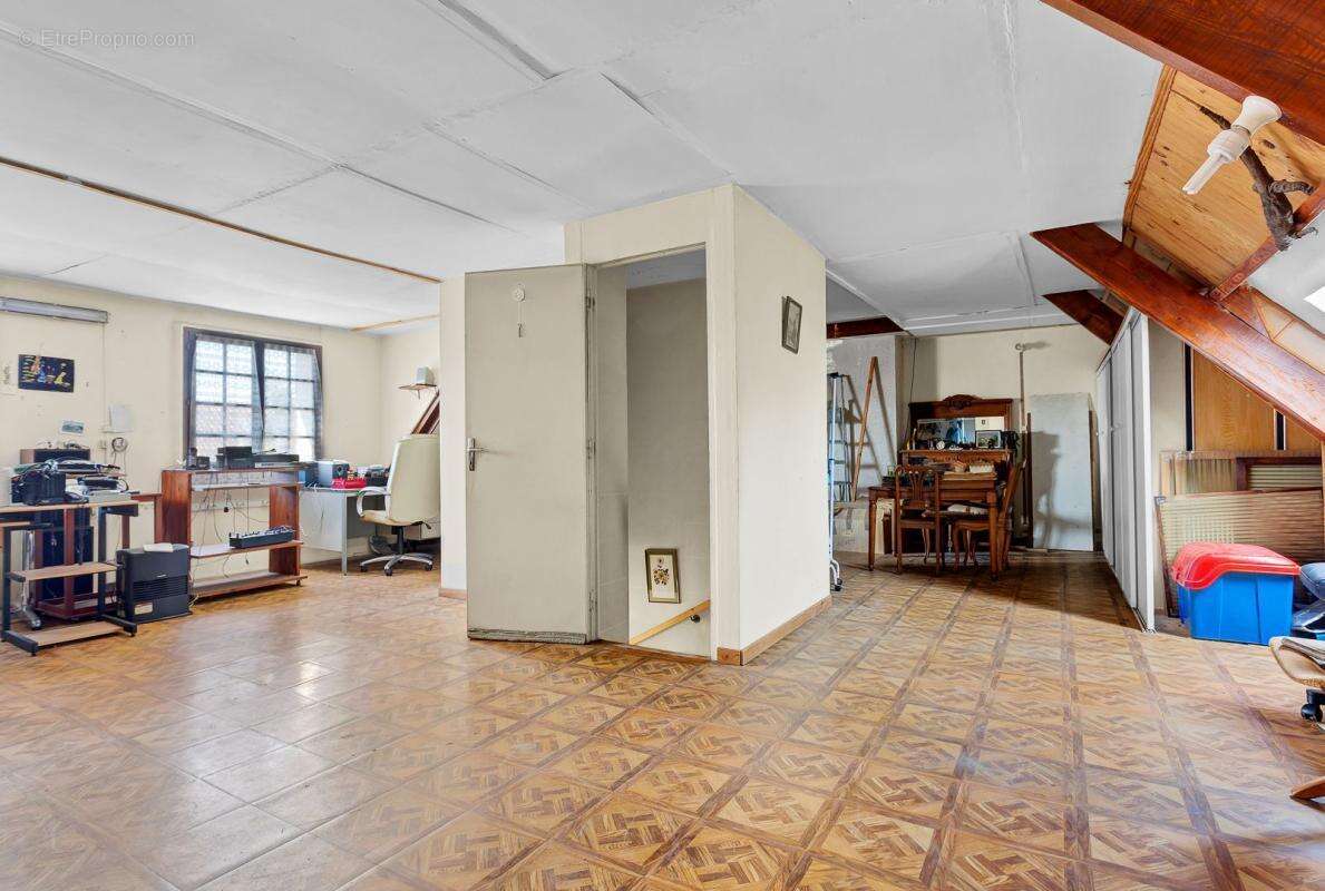 Maison 140 m² sur terrain 572 m² - sous-sol total - photo 12