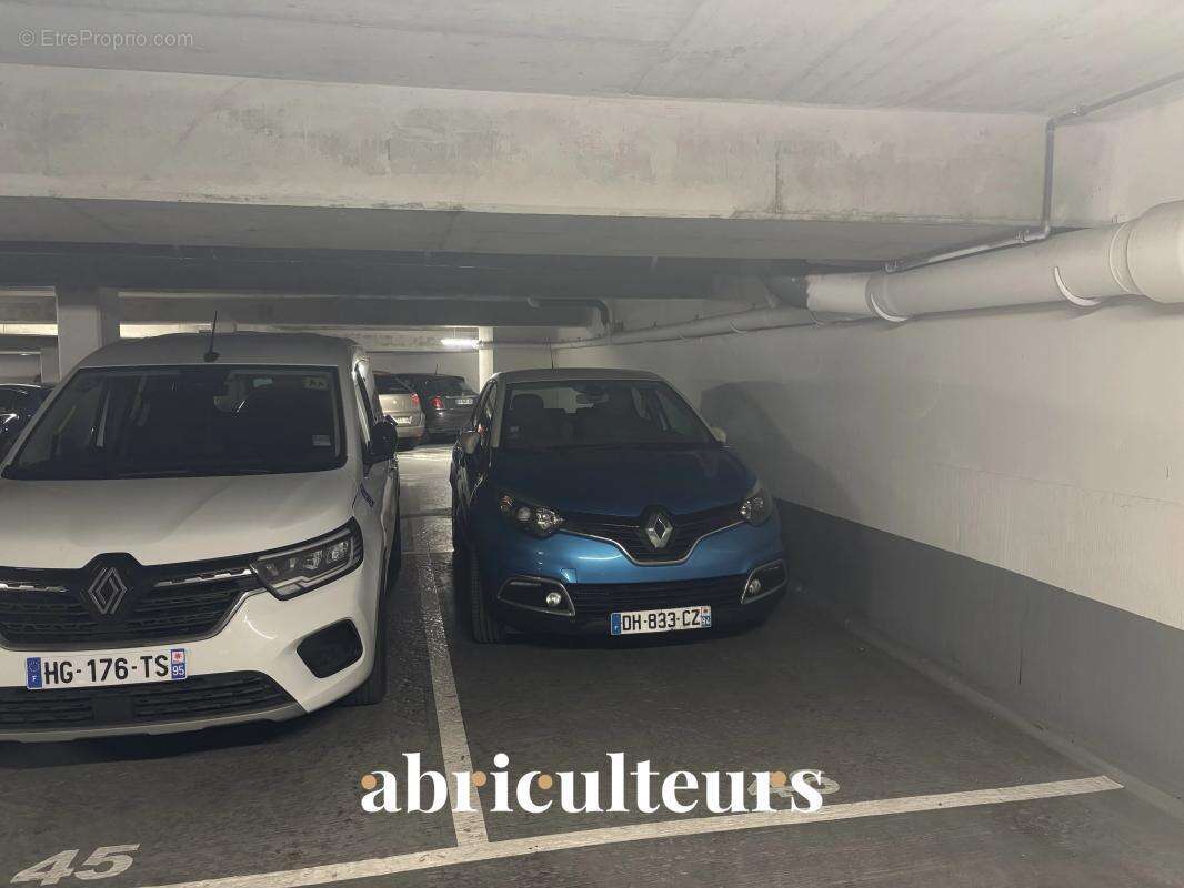 Appartement à AUBERVILLIERS