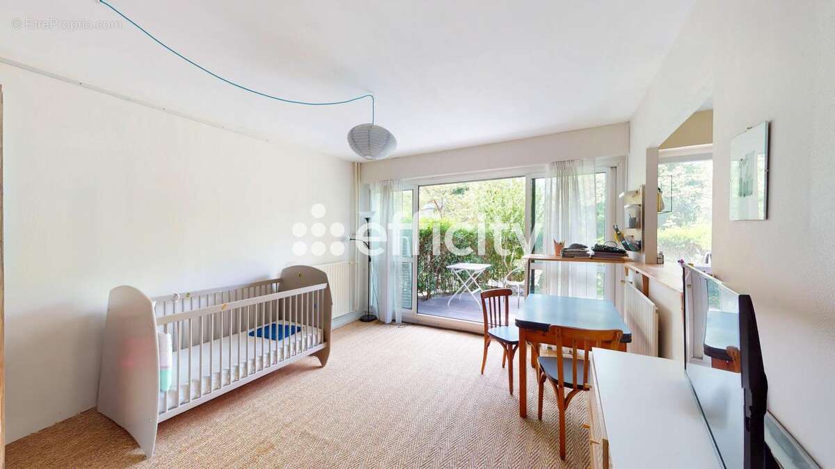 Appartement à CHOISY-LE-ROI