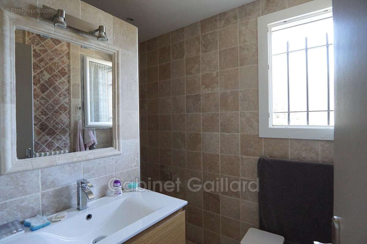 Maison à PEYMEINADE