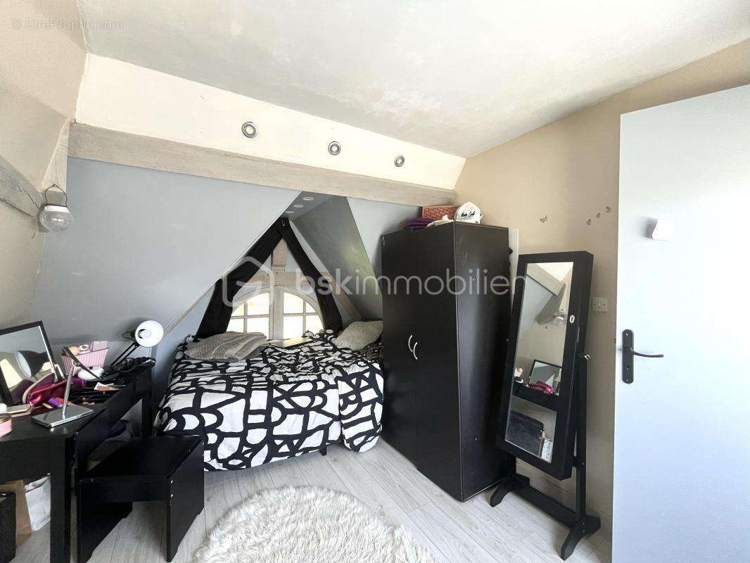 Maison à SAINT-PIERRE-DES-FLEURS