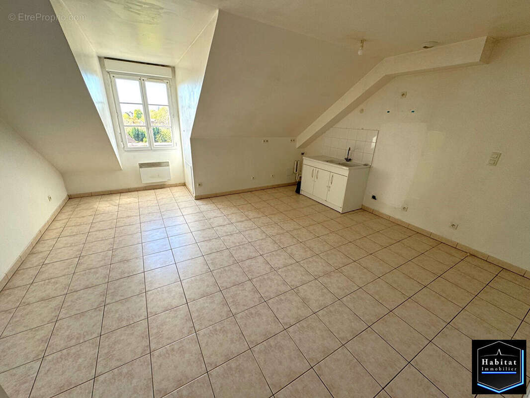 Appartement à LE PLESSIS-BELLEVILLE