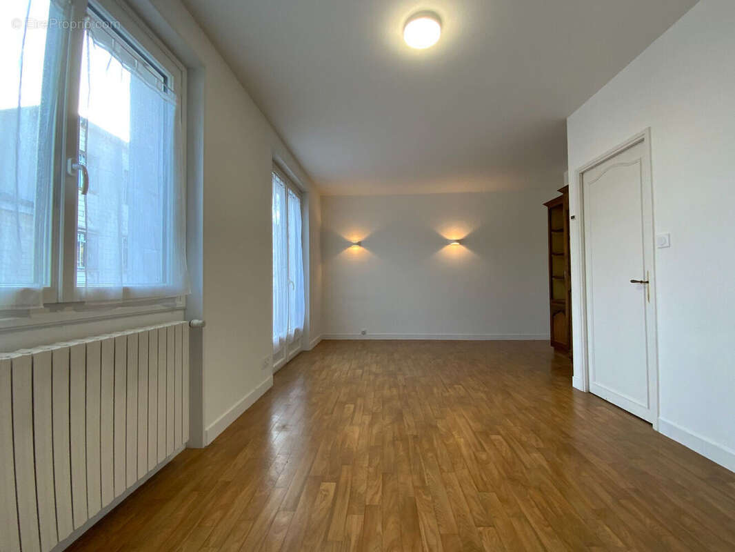 Appartement à SAINTES