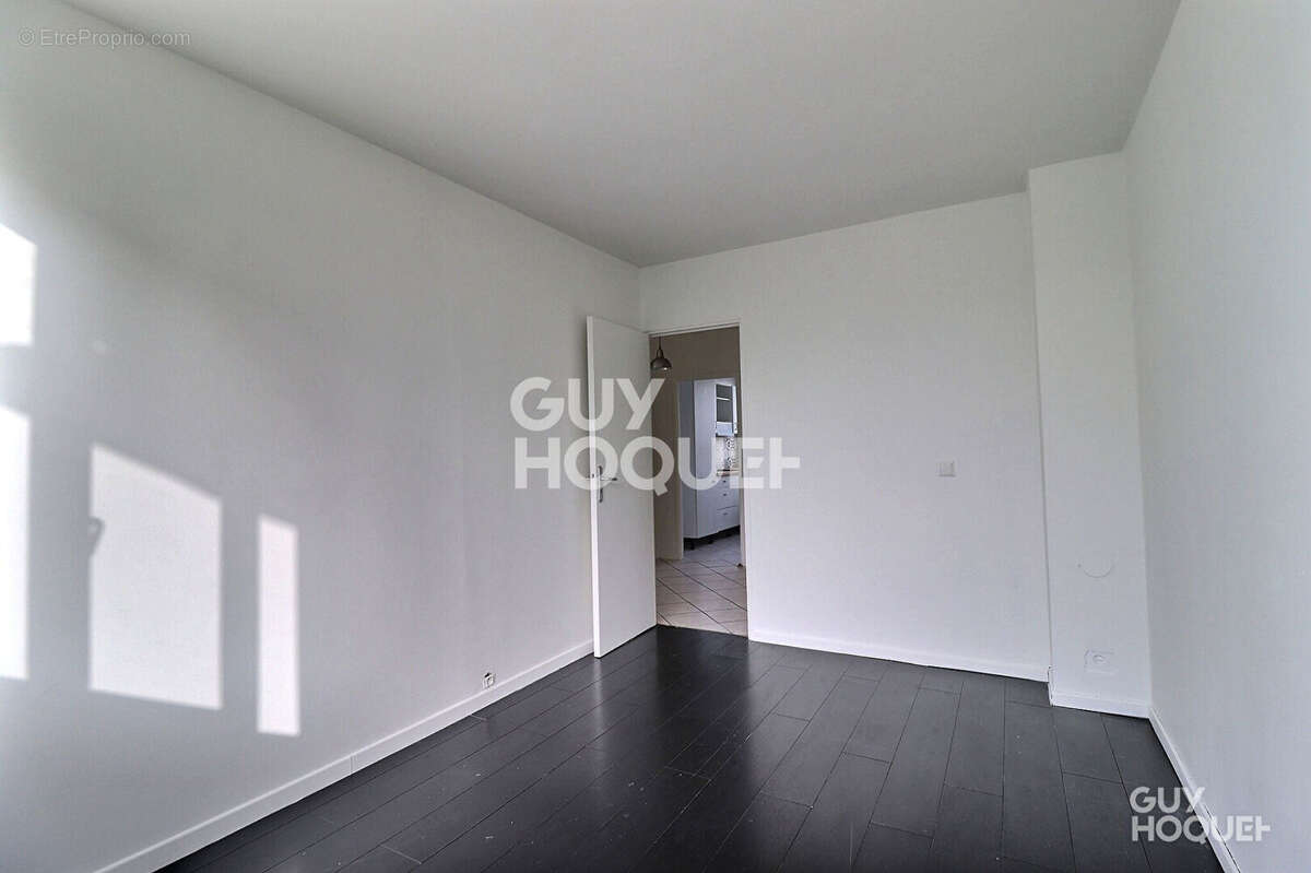 Appartement à SAINT-MICHEL-SUR-ORGE