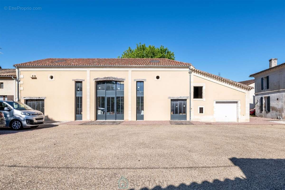 Maison à MONTPON-MENESTEROL