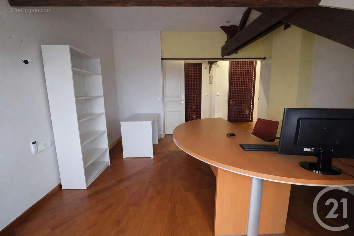 Maison à CHENNEVIERES-SUR-MARNE