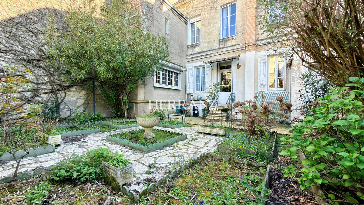 Maison à BORDEAUX