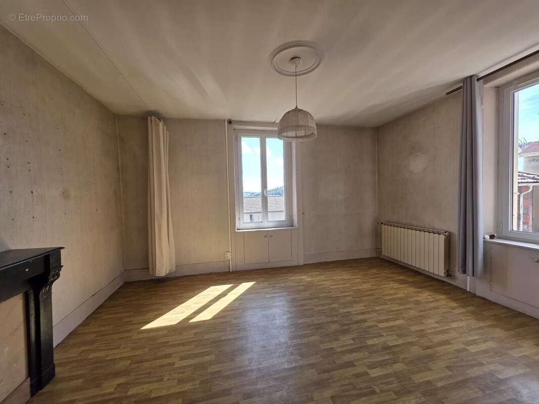 Maison à SAINT-ETIENNE