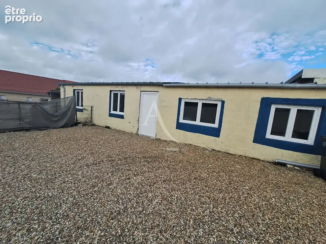 Maison Rue, proche du centre-ville, 3 chambres - photo 10