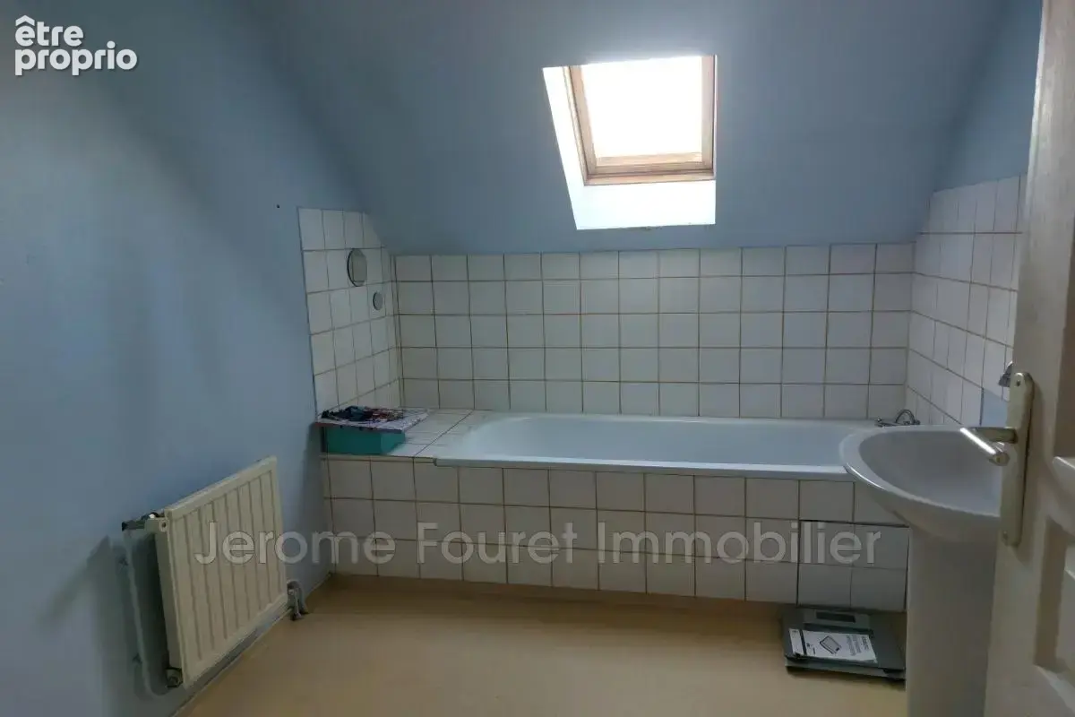 Maison à deux pas du centre-ville et des commodités - photo 9