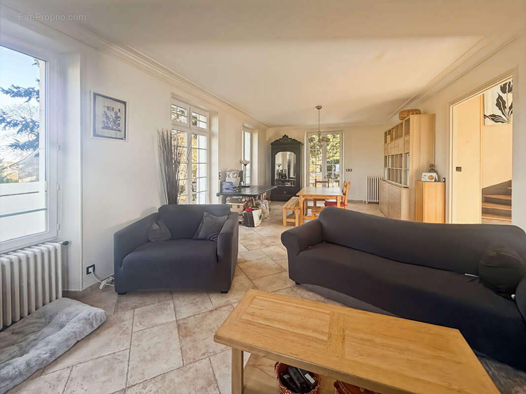 Maison à VILLEBON-SUR-YVETTE