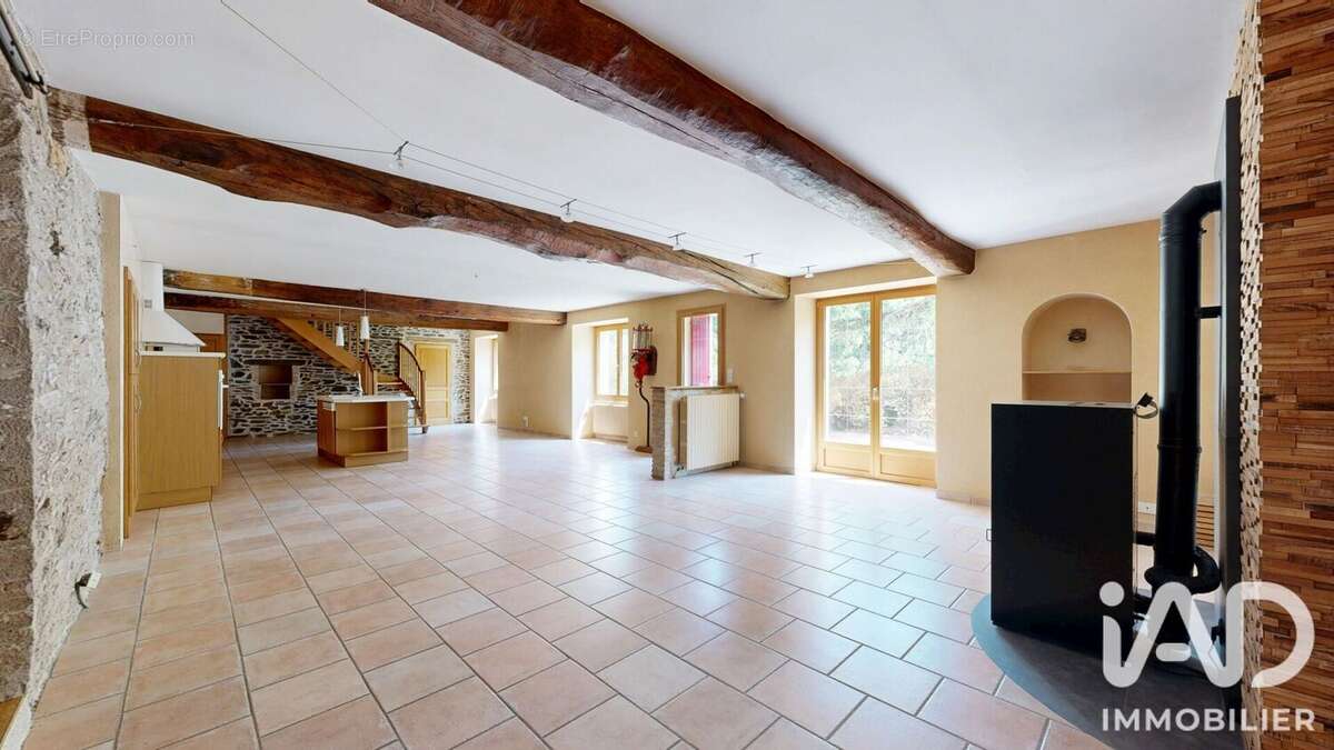 Maison 200 m² à Beaupreau  - photo 8