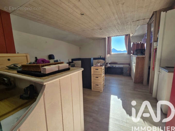 Photo 4 - Maison à BERRE-LES-ALPES