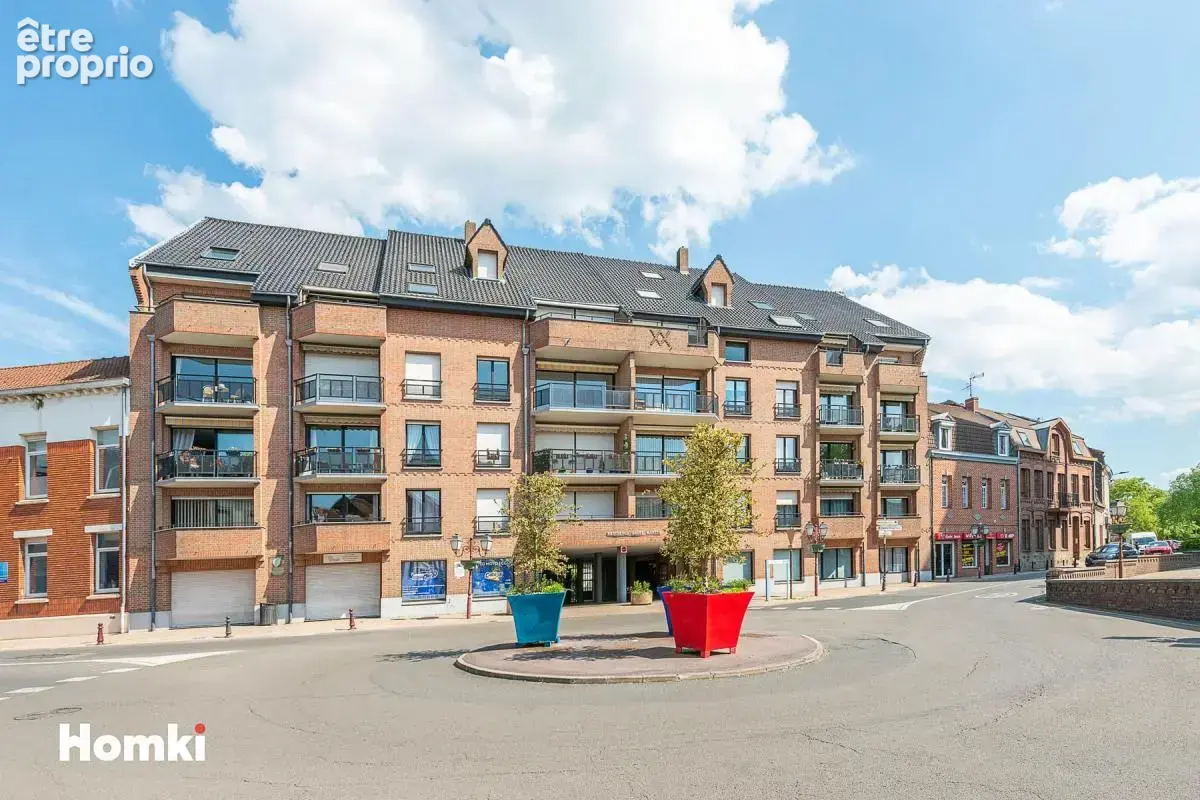 SAINT-AMAND-LES-EAUX – Appartement duplex T3 avec terrasse, balcon, parking et ascenseur – Résidence recherchée - photo 18
