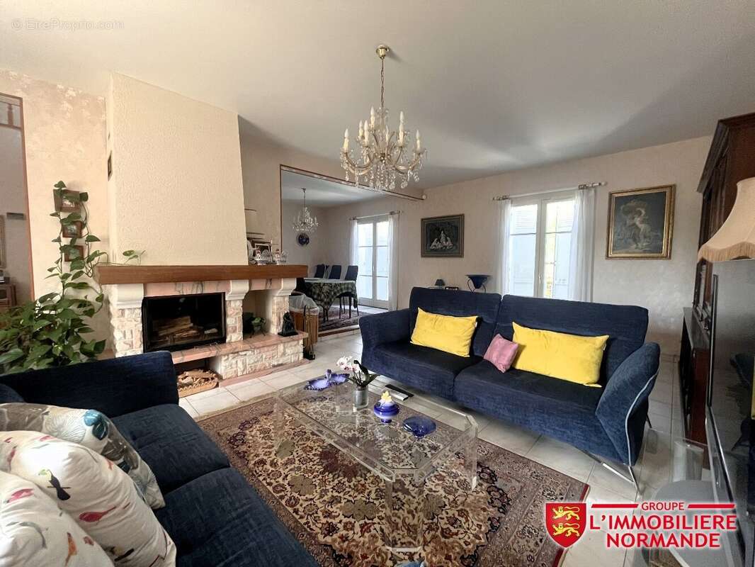 Élégante propriété familiale avec vue sur la forêt - photo 6