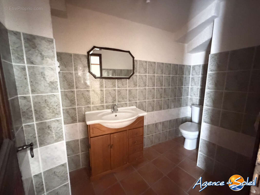 Maison 65 m² à Moux  - photo 8