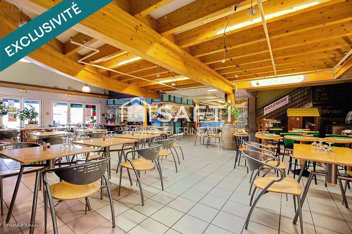 Photo 2 - Commerce à DAX