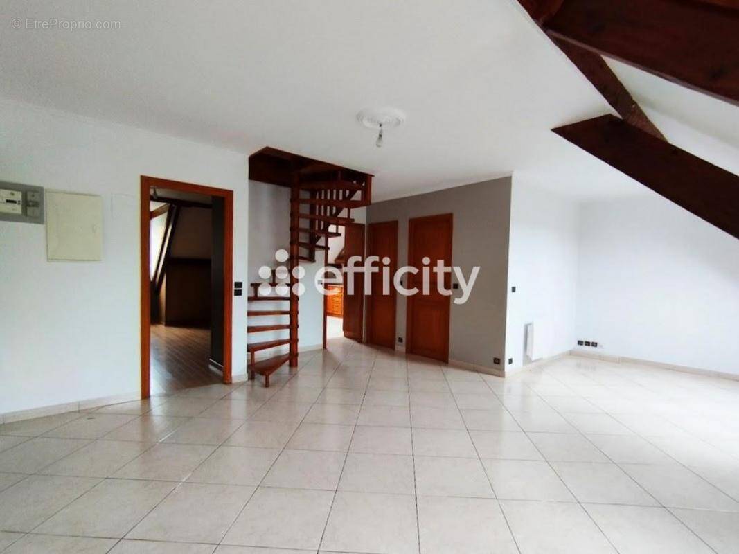 Appartement à DOURDAN