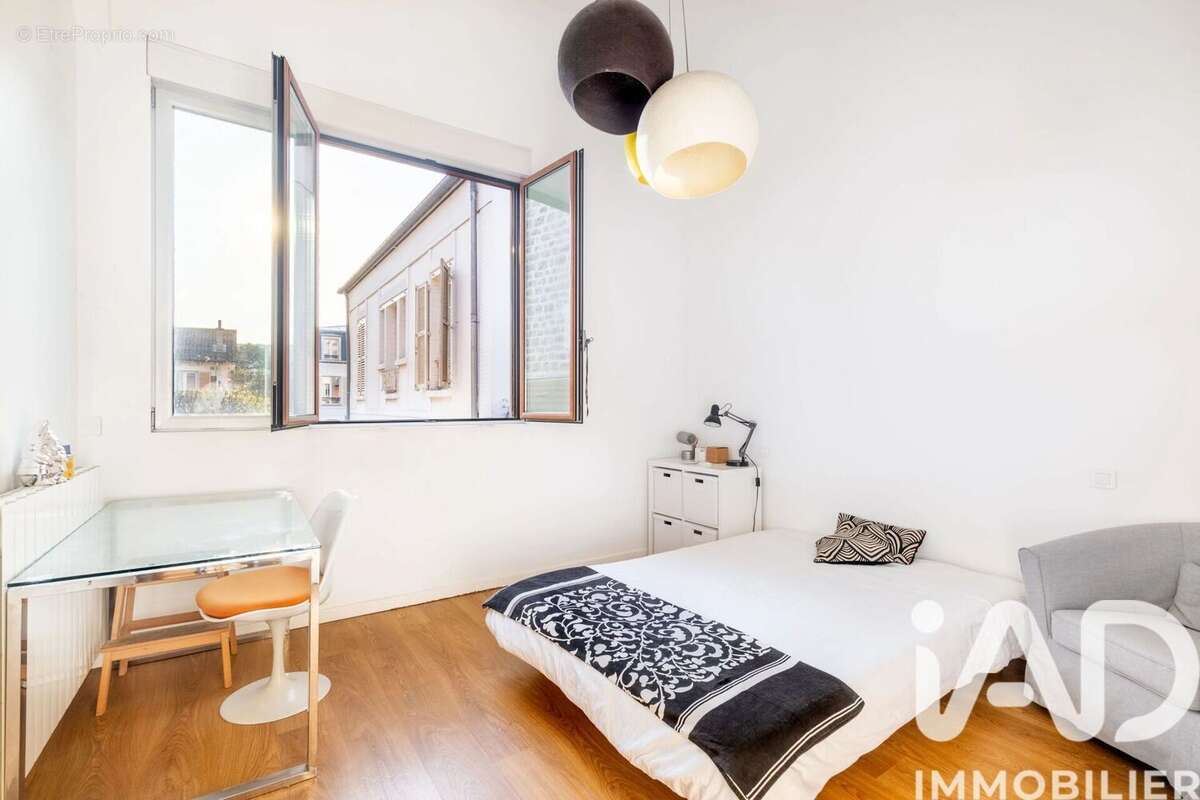 Photo 6 - Maison à LA GARENNE-COLOMBES