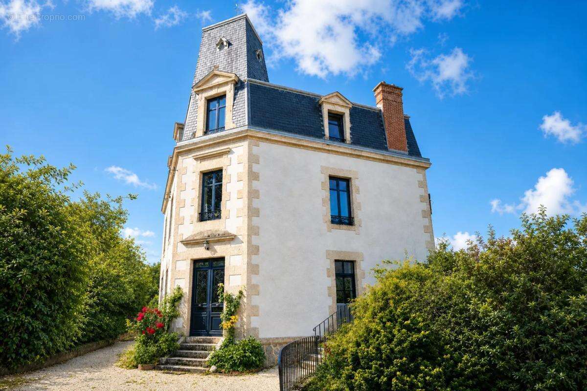 Maison de 7 pièces de 222 m² à Flavignac - photo 17