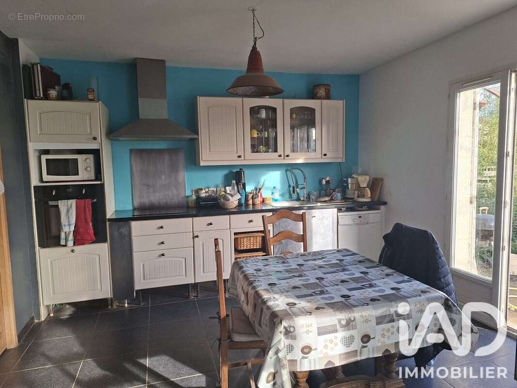 Maison 237 m² à Pernes-Les-Fontaines  - photo 8